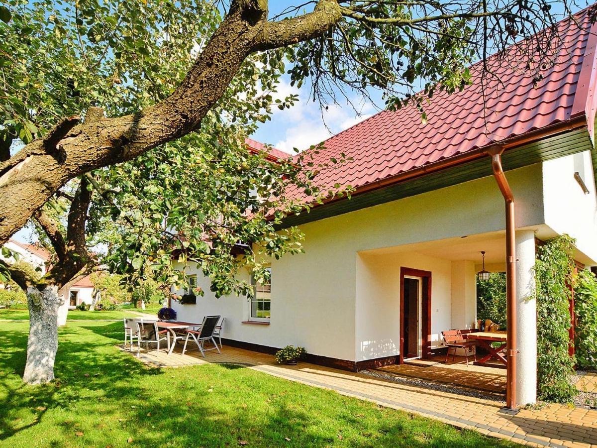 Holiday House With Large Garden, Noskowo Exterior foto